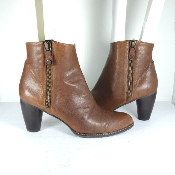Stuart Weitzman Women's US 10M Brown Cognac Soft Leather Side Zip Ankle Boots - Picture 8 of 16
